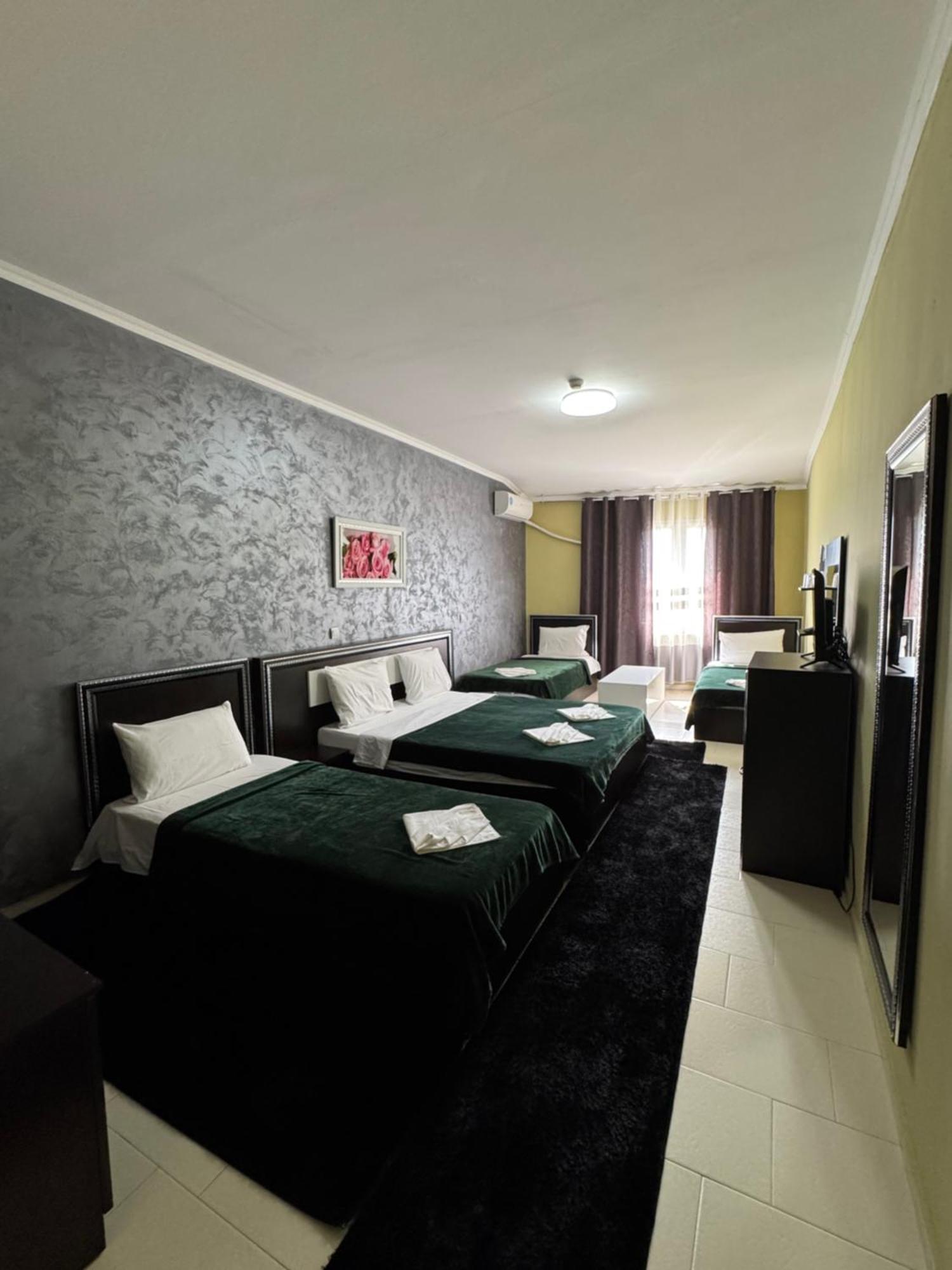 Hotel Yal Restaurant Tetovo Esterno foto
